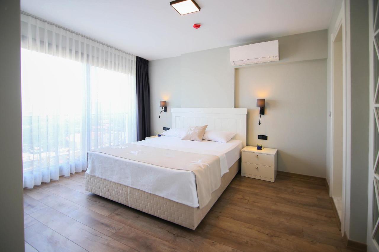 Krem Marin Otel Cesme Exterior photo